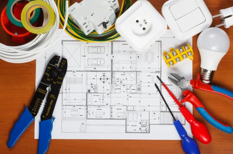 Perbedaan Utama Panel Sdp Dan Mdp Wajib Tahu Pt Galleon Cahaya