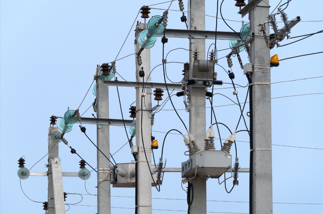 memaksimalkan listrik dengan capacitor bank